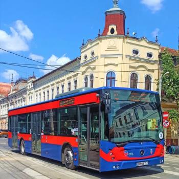 Staţia de autobuz de la Biserica Emanuel este relocată