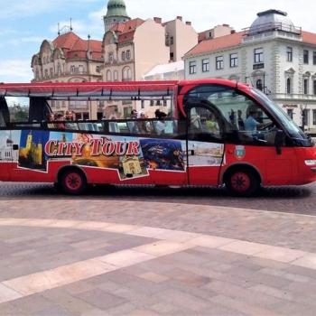 Modificări la programul autobuzului turistic 